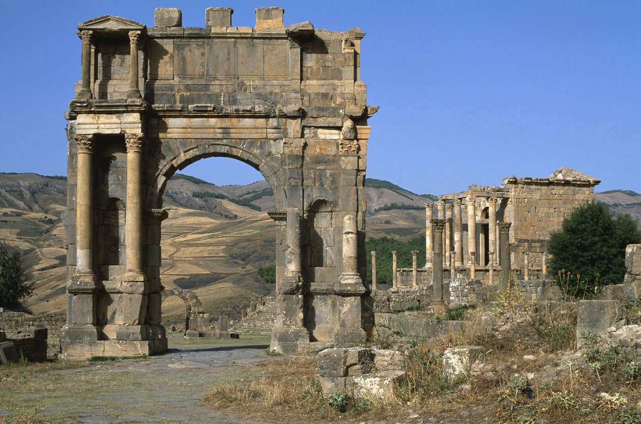 Caracalla császár tiszteletére épült diadalív, a magas birodalmi időszak (i. e. 27-395) alkotó: Roman Imperial Period