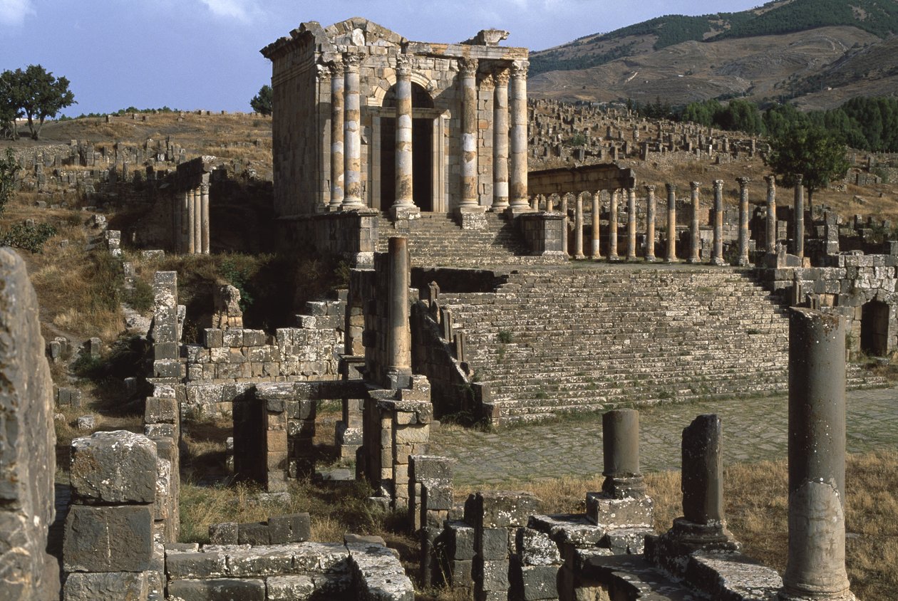 Kilátás a szeptimiánus család templomára, magas császári időszak (i. e. 27-395) (lásd még: 267064 és 267065) alkotó: Roman Imperial Period