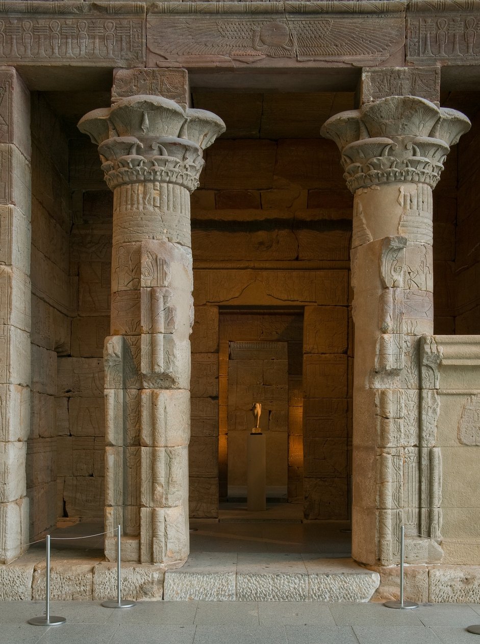 Dendur temploma, ie 10 körül (lipari homokkő) alkotó: Roman Period Egyptian
