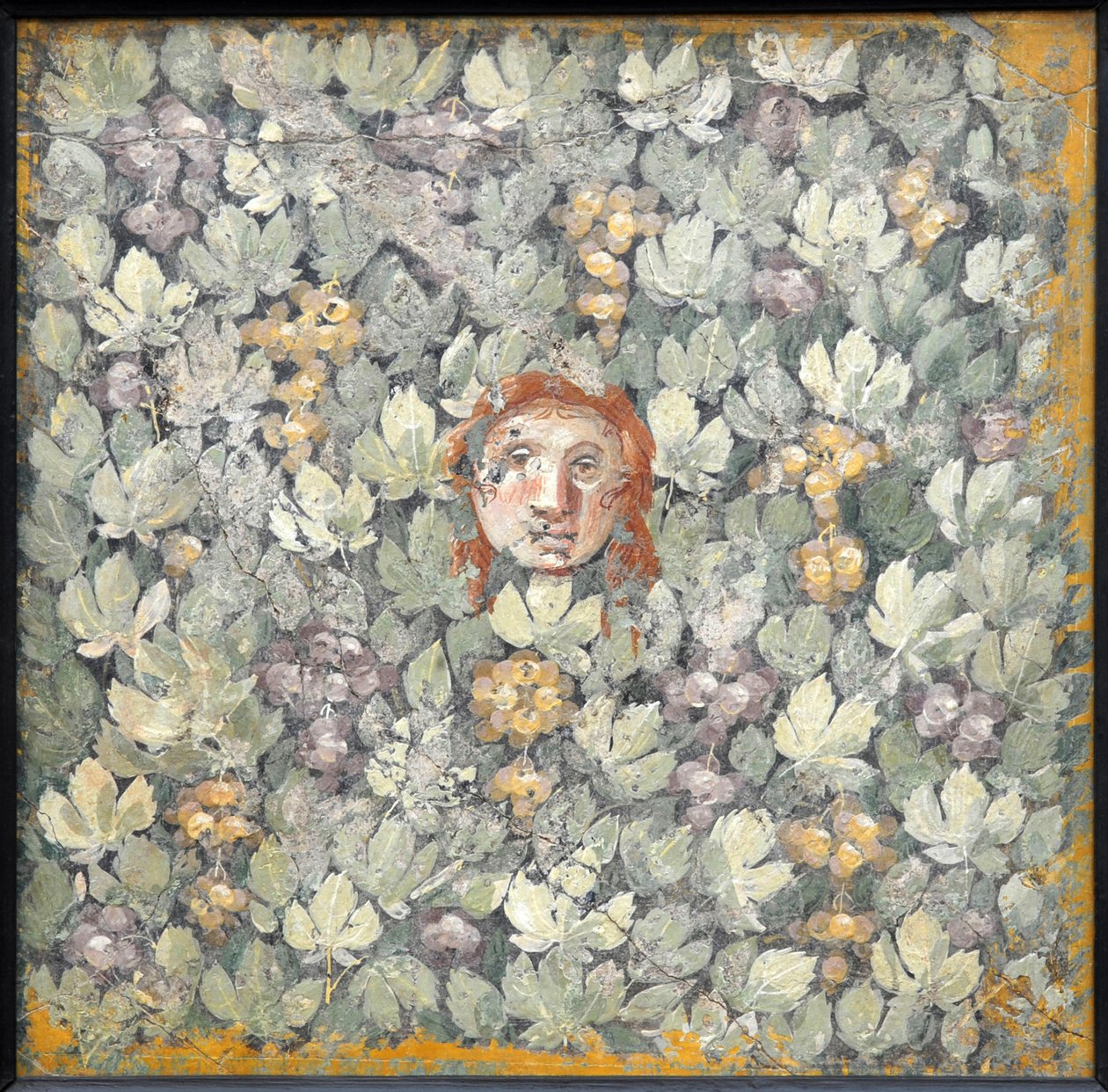Maszk szőlőleveleken és szőlőfürtökön, 1. H. I. század. HIRDETÉS. alkotó: Roman Pompeian wall painting.