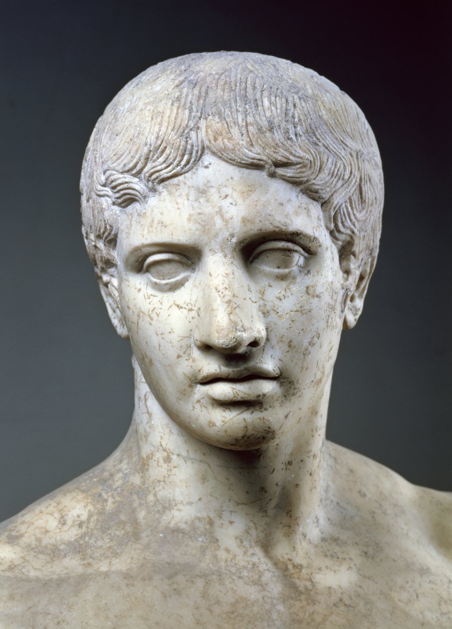 A „Doryphorous” néven ismert atléta, fejrészlet, római másolat Polykleitos (i.e. 450 körül-i. e. 415 körül) Pompejiben (márvány) készített eredeti példánya nyomán (119501-es részlet) alkotó: Roman Roman