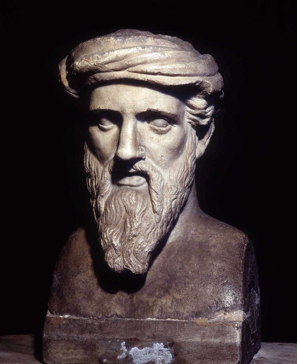 Pythagoras (-6. század), görög filozófus és matematikus mellszobra, Musei Capitolini, Róma. alkotó: Roman Roman