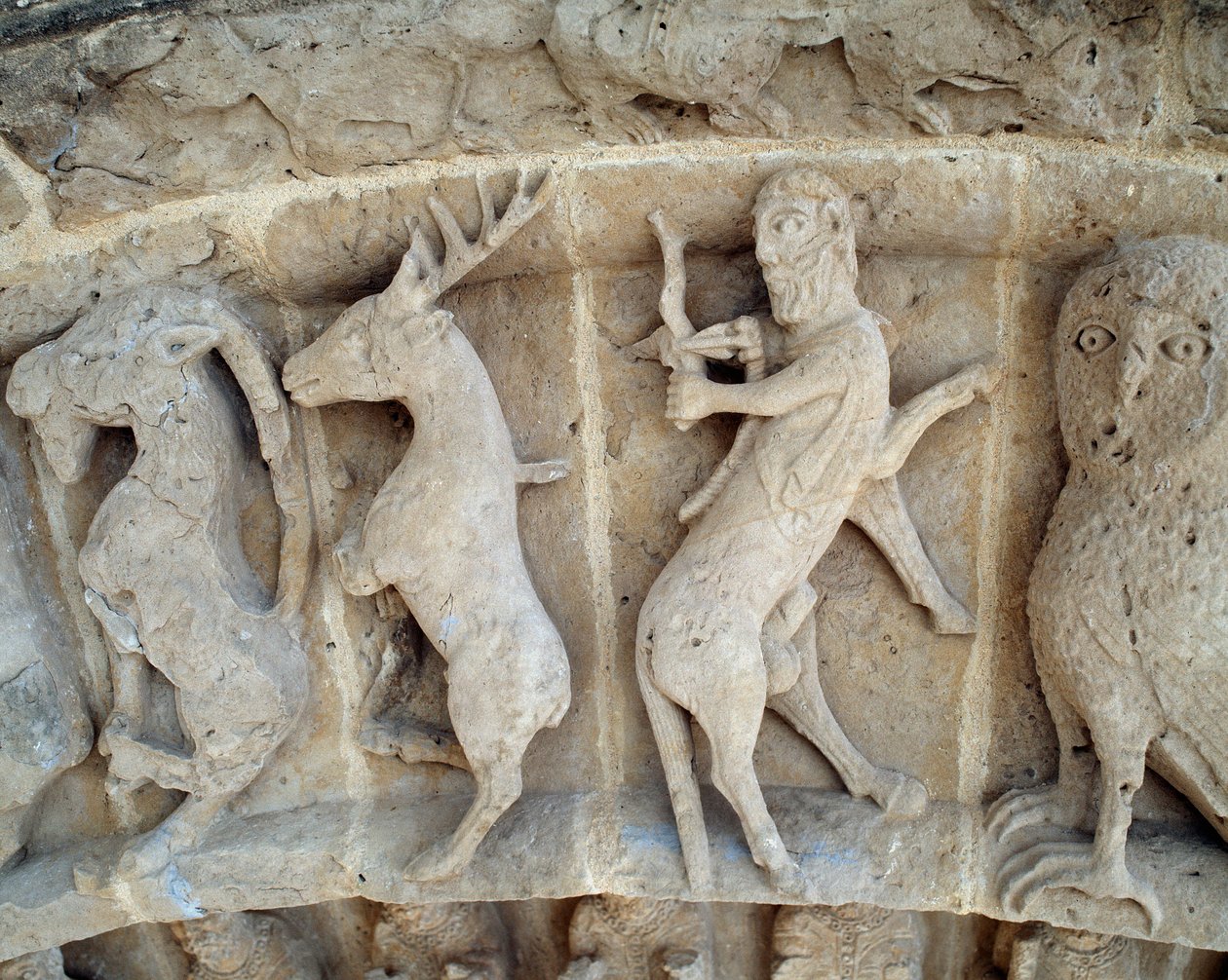 Egy Nyilas. Részlet a déli portál szobrairól alkotó: Romanesque
