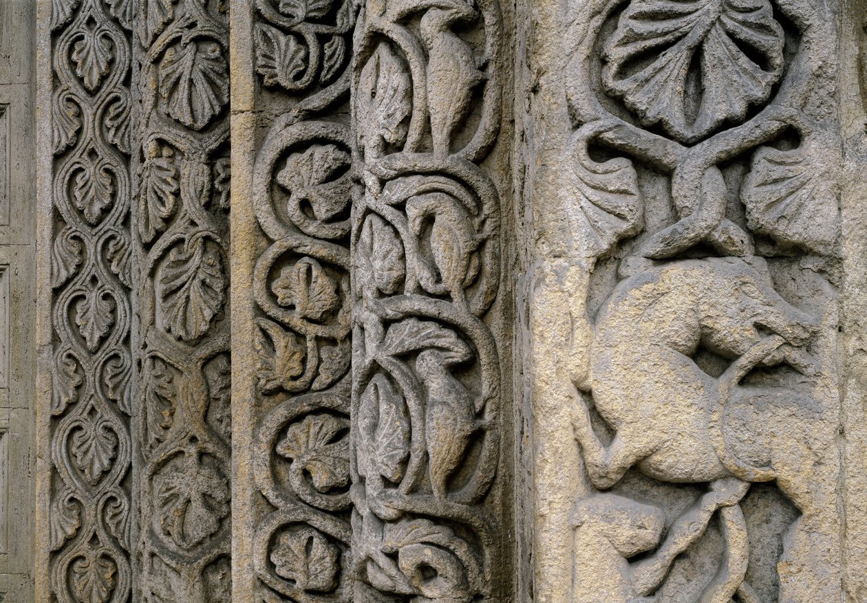 A Bazilika homlokzatának díszítő részletei, 12. század eleji (dombormű) alkotó: Romanesque