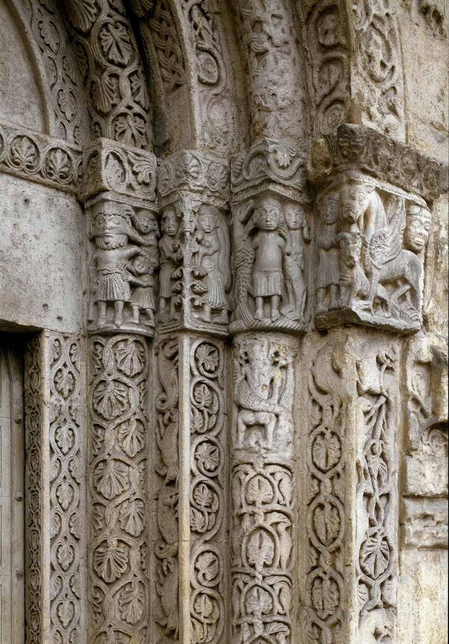 Részlet a Bazilika kapujának jobb oldali homlokzatáról, 12. század eleje (fotó) alkotó: Romanesque