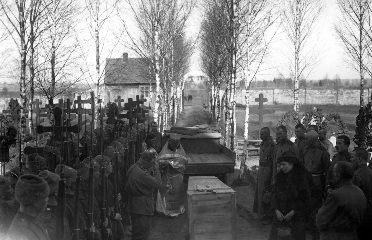 Katonatemetés Szentpéterváron alkotó: Russian Photographer