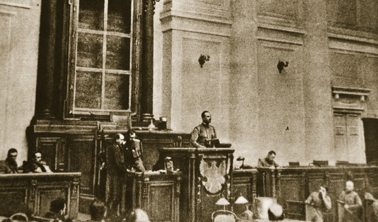 A szovjet duma első ülése, 1917 (szépia fotó) alkotó: Russian Photographer