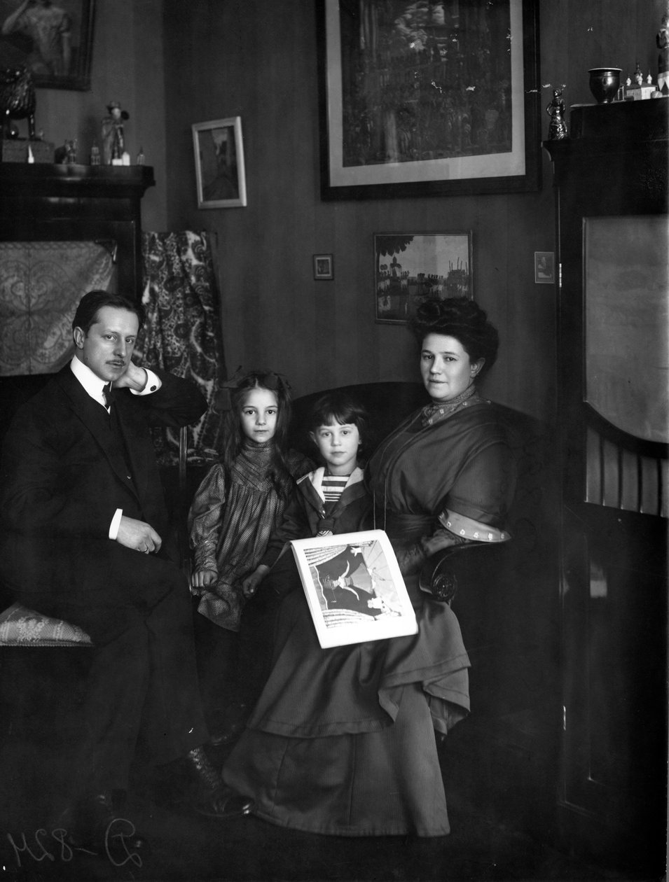 Konsztantyin Andrejevics Somov alkotó: Russian Photographer