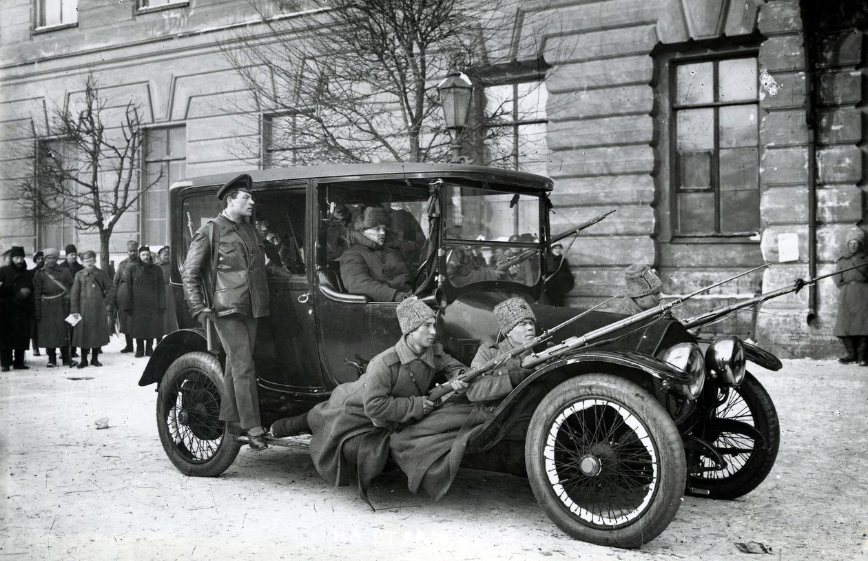 Forradalmi milícia, Szentpétervár, 1917 alkotó: Russian Photographer