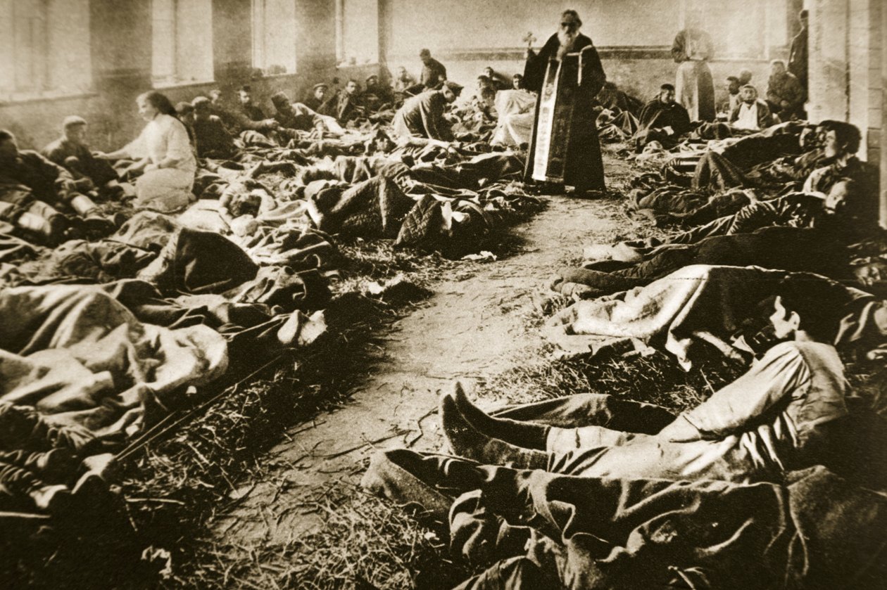 Oroszok a templomban (szépia fotó) alkotó: Russian Photographer
