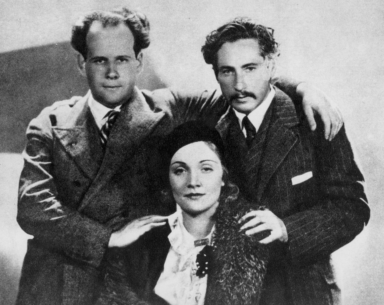 Szergej Eisenstein (1898-1948) Marlene Dietrichhel (1901-92) és Joseph Sternberggel (1894-1969) 1930-ban, Serge Eisensteintől: Reflexions dun Cineaste, Moszkvában, 1958 alkotó: Russian Photographer