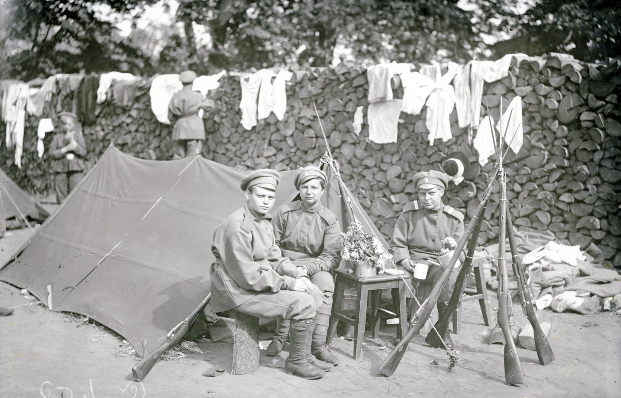 Női zászlóalj, Szentpétervár, 1917 alkotó: Russian Photographer