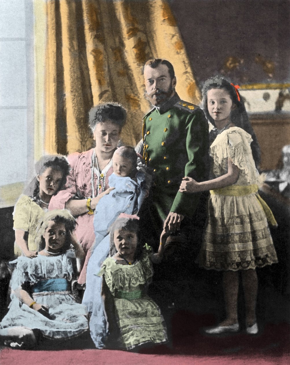 Miklós orosz cár (1868-1918) családi portréja - Fényképezés 1904-1905 körül alkotó: Russian Photographer