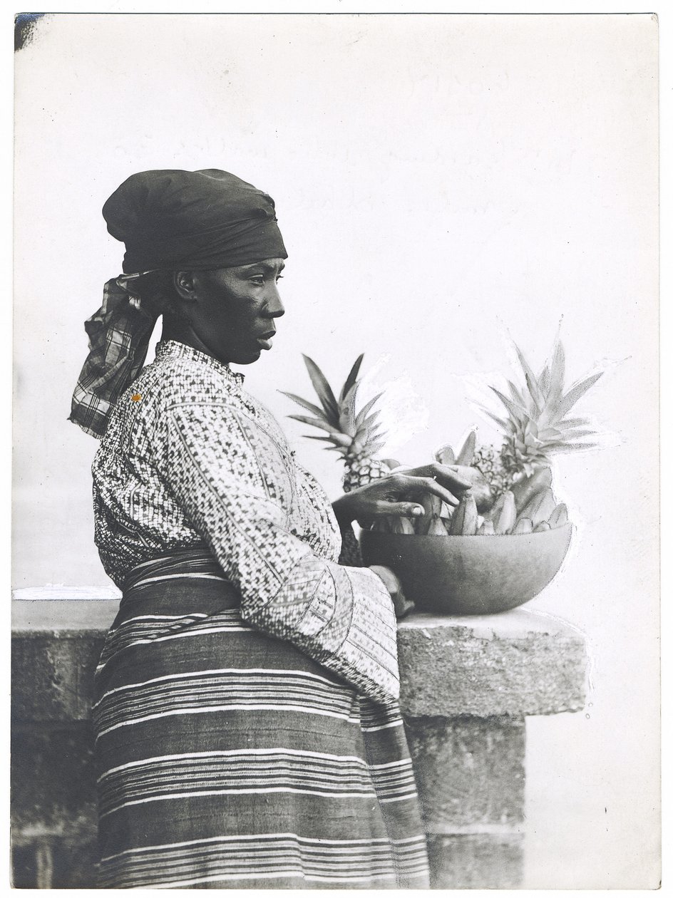 Mrs. Harding, aki naponta 30 mérföldet gyalogol, 1920 körül (zselatin ezüst nyomat) alkotó: S. W. and Co. Partridge
