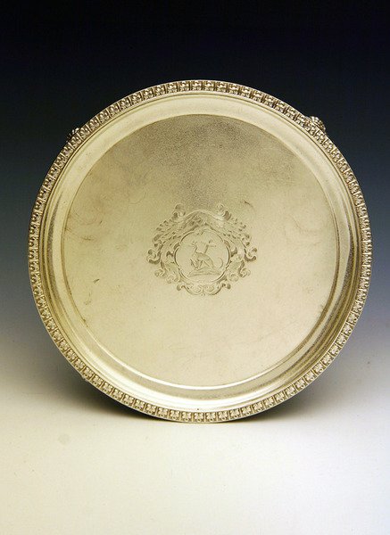 A Lyell Salver, 1818 (ezüst) alkotó: Samuel Hennell