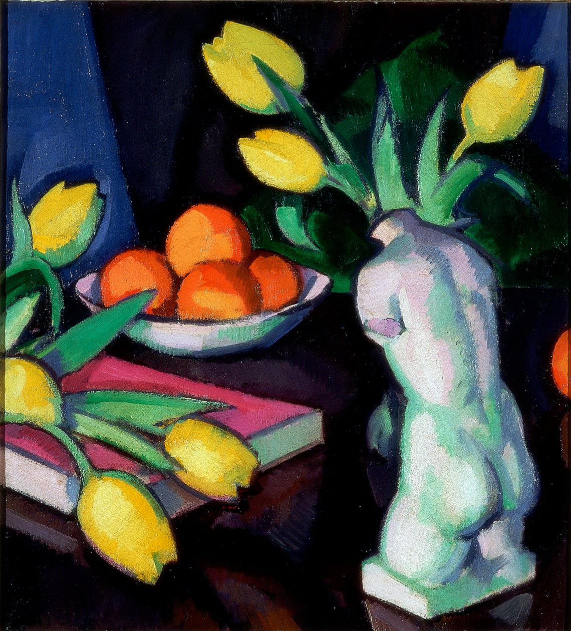 Sárga tulipánok és szobrocskák alkotó: Samuel John Peploe