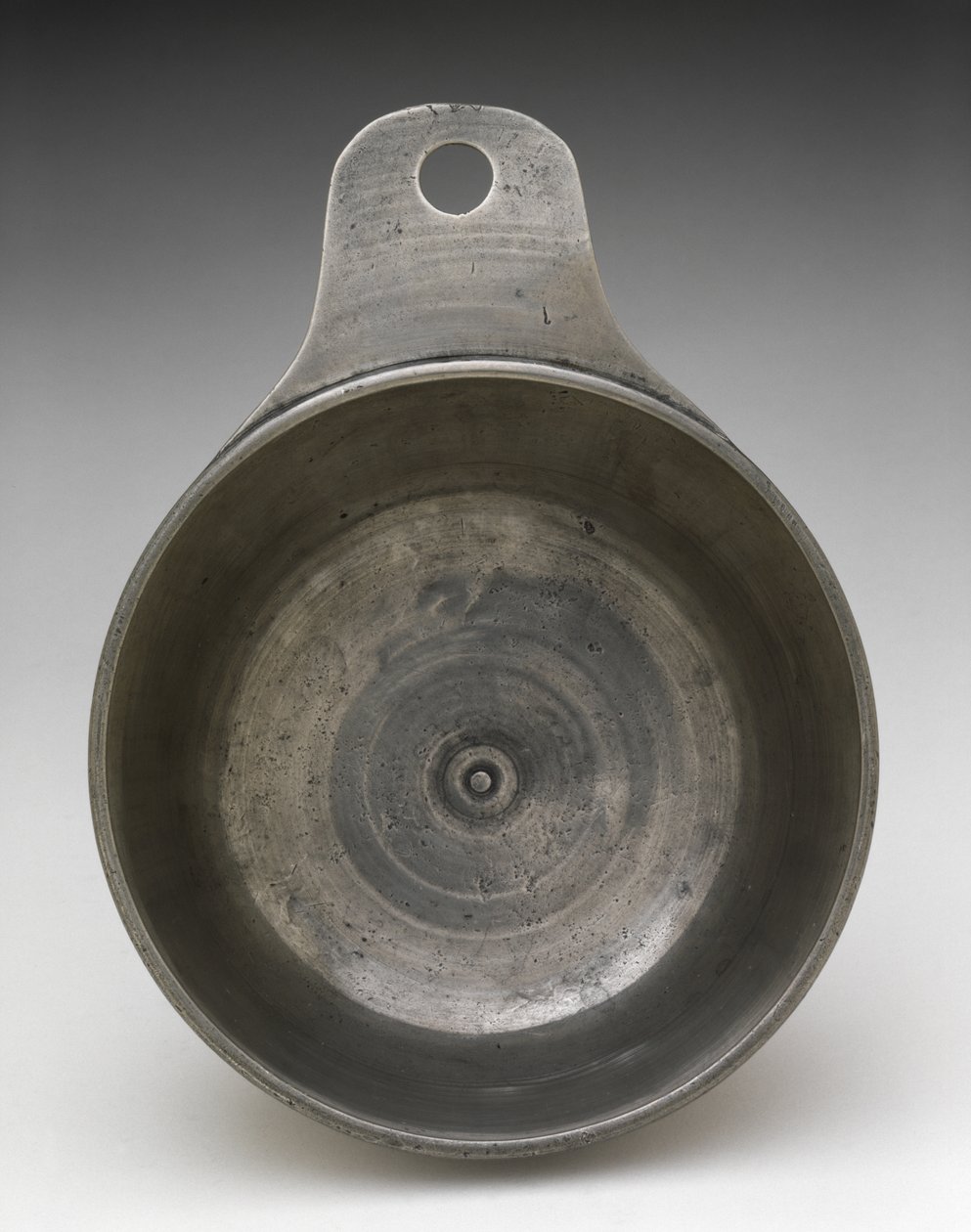 Porringer, c. 1775-1825 (ón) alkotó: Samuel (attr.to) Pennock