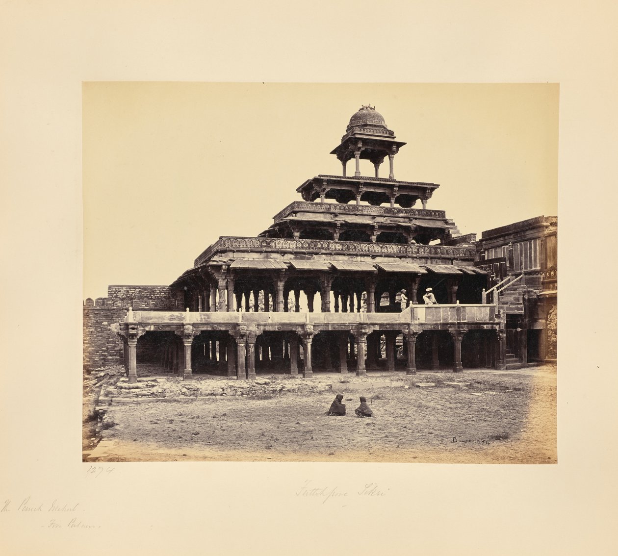 Fatehpur Sikri; a Panch Mahal (öt palota) alkotó: Samuel Bourne