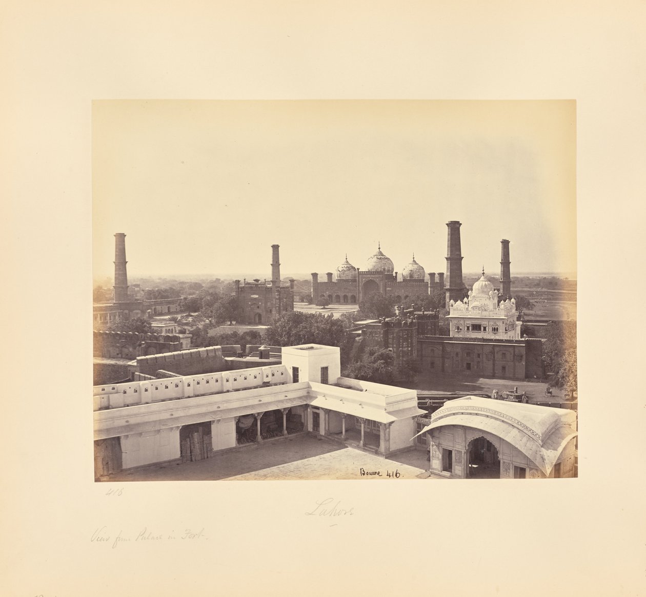 Lahore; kilátás az erőd palotájából alkotó: Samuel Bourne