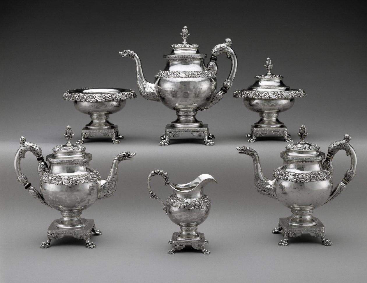 Tea- és kávészolgáltatás, c. 1824-1829 (ezüst) alkotó: Samuel Kirk