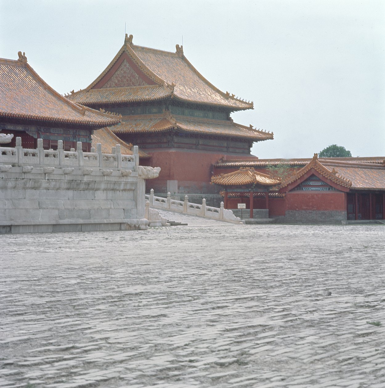 Dupla eresz pavilon és márványterasz, Ming-dinasztia (fotó) alkotó: School Chinese