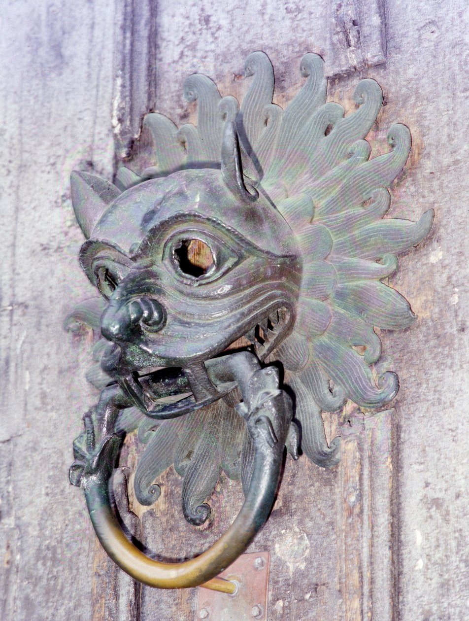 Durham Cathedral Sanctuary Knocker, a 12. századi bronz eredeti másolata (fotó) alkotó: School English