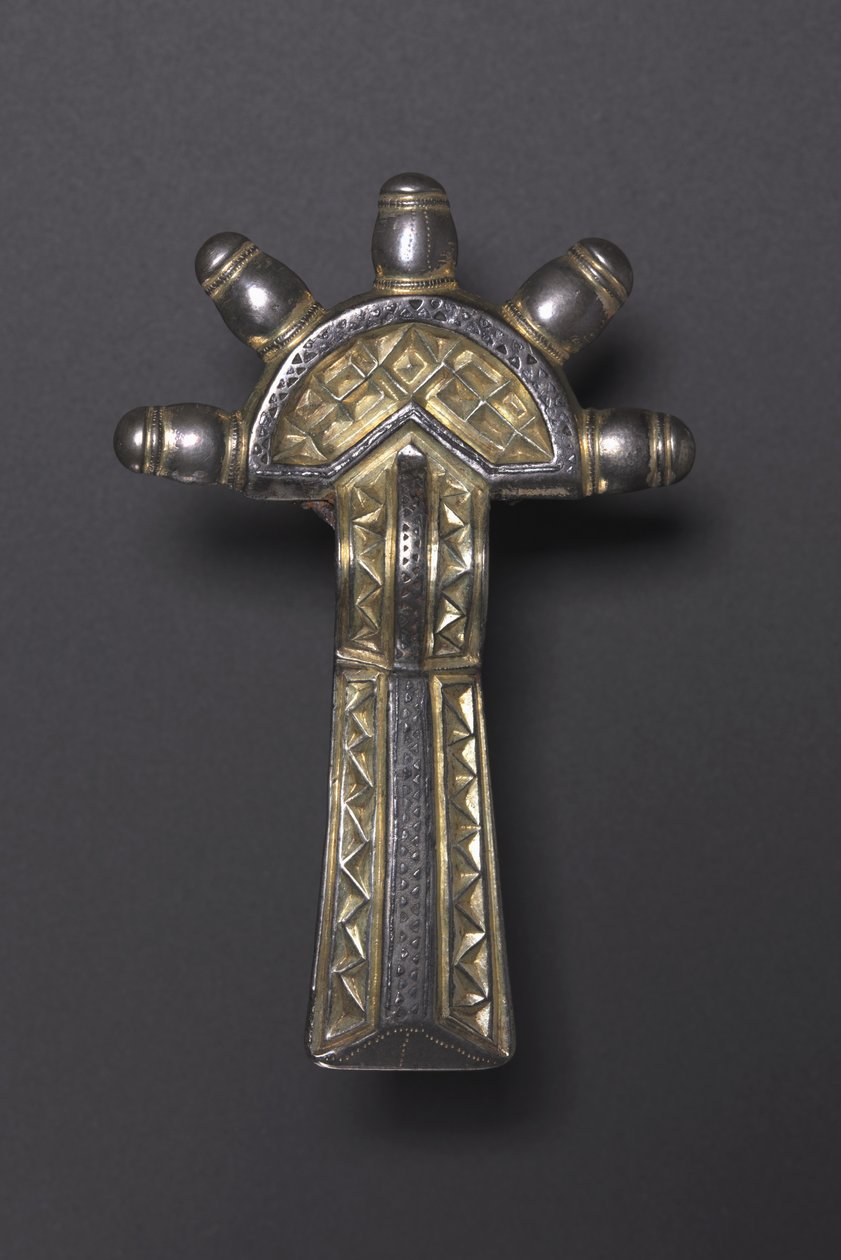 Bow Fibula, alemann, 500-550 (ezüst aranyozott és niello) alkotó: School German