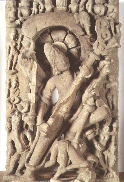 Siva Andhakari-Gajantakari formájában, Kalachuri dinasztia (homokkő) alkotó: School Indian