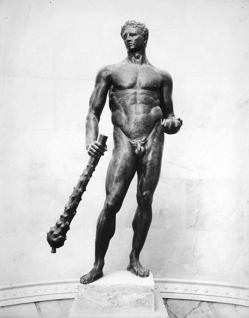 Herkules (bronz) alkotó: School Italian