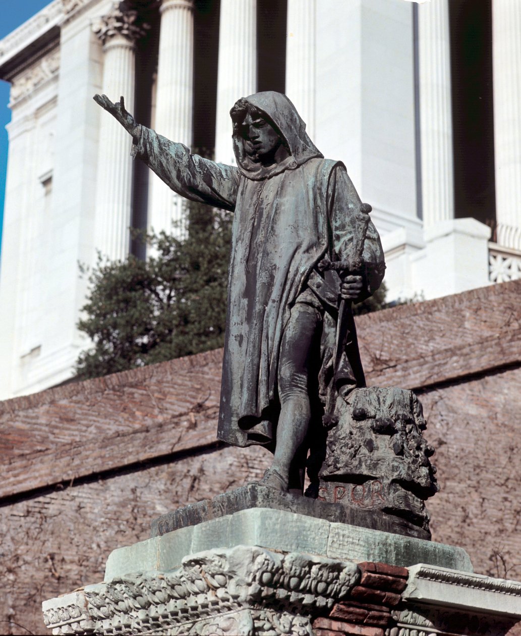 Cola di Rienzo (1314-1354) emlékműve a római Capitoliumban (Campidoglio), ahonnan 1347. május 20-án kikiáltotta a Római Köztársaságot. alkotó: School Italian