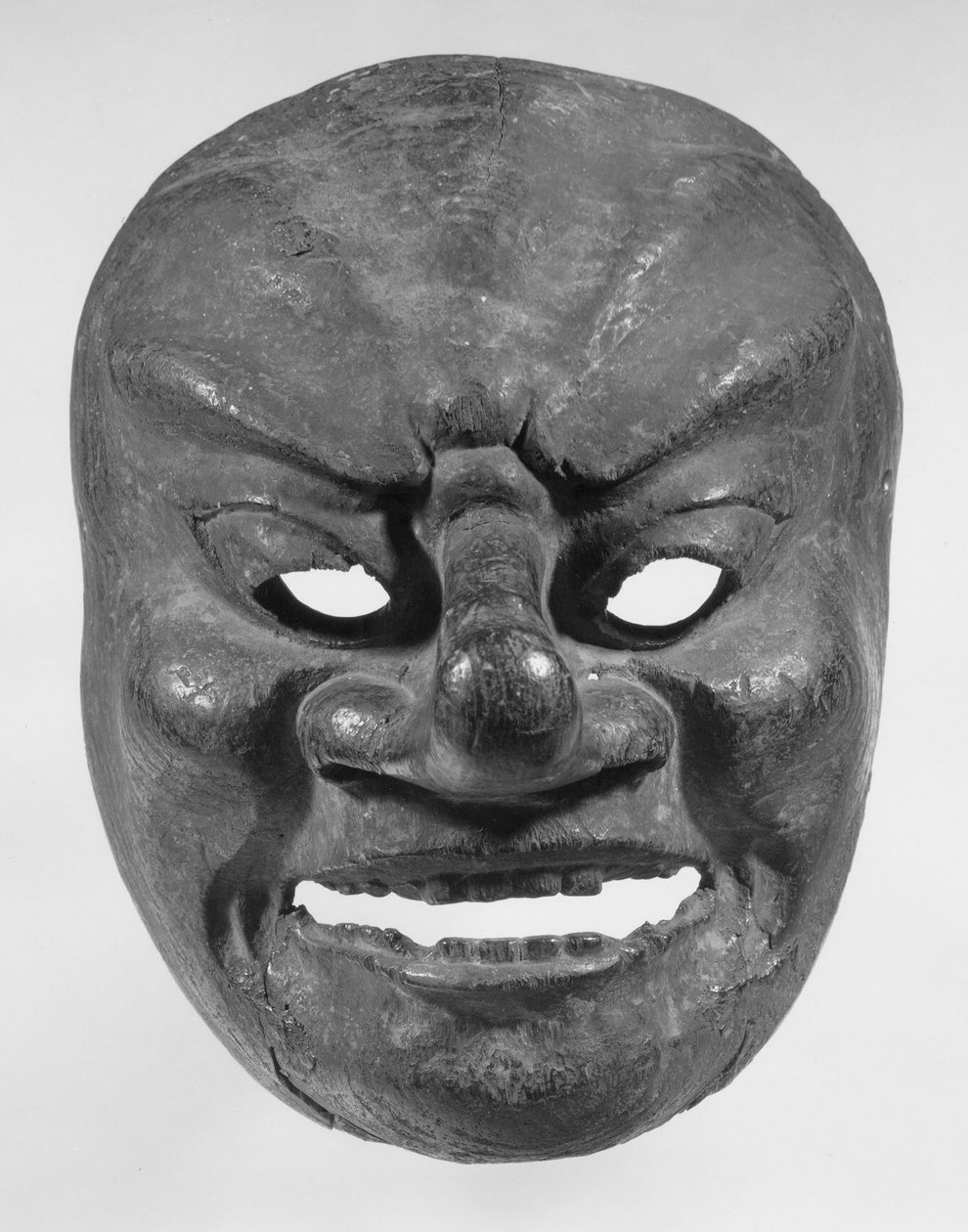 Bugaku maszk (fa vörös és fekete pigment maradványokkal) alkotó: Japanese School