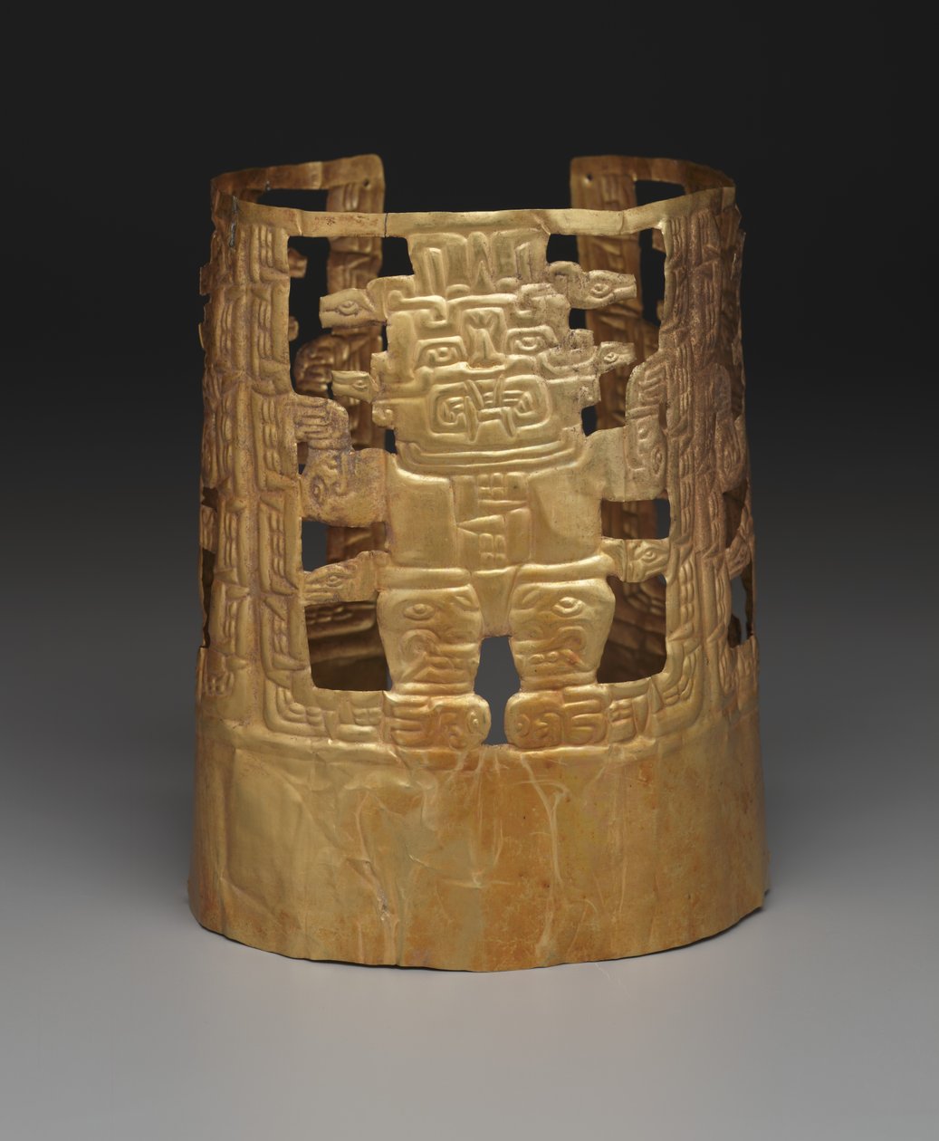 Korona istenfigurákkal, Kr.e. 1000-200 (arany) alkotó: School Peruvian