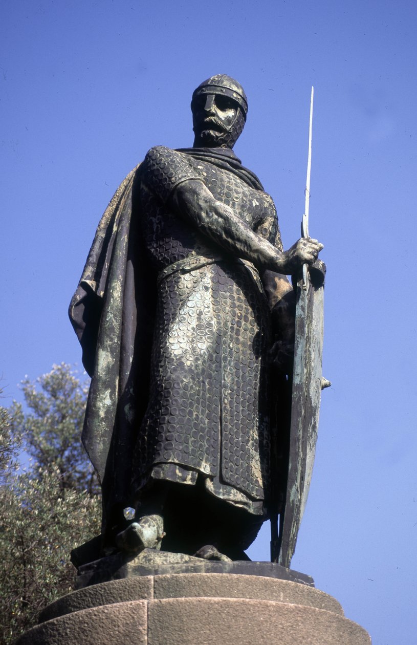 I. Afonso király szobra, Guimaraes, Portugália (fotó) alkotó: School Portuguese