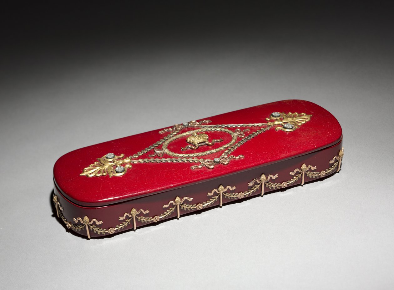 Lakkdoboz, Peter Carl Fabergé (1846-1920) cége, N. Lukutin gyár doboza, 1890 körül (lakk, papírmasé, arany, gyémántok) alkotó: School Russian