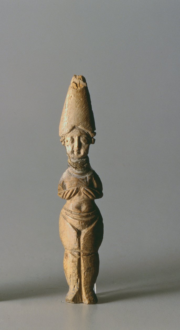 Szobor magas kalappal, Szusából, Iránból, Kr.u. 4-6. század (csont) alkotó: School Sasanian