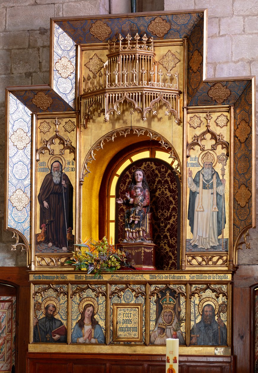 Ermitázs (Nuestra Señora de La Plaza Ermitázs). Belül. Oltár (fotó) alkotó: School Spanish