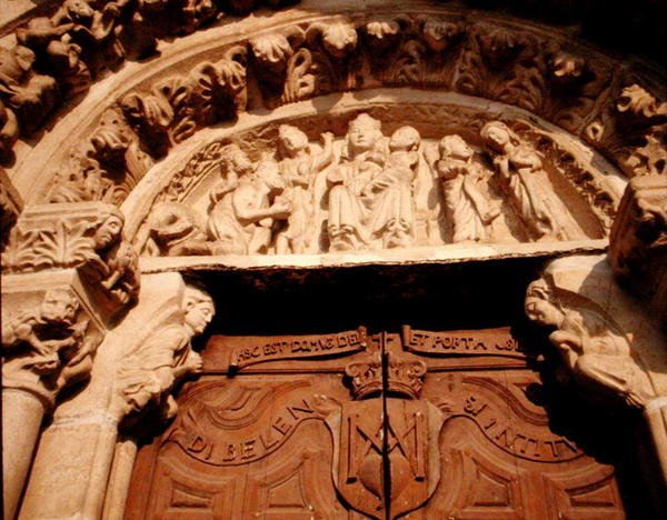 A Sta Maria del Azogue nyugati portáljának timpanonja alkotó: School Spanish