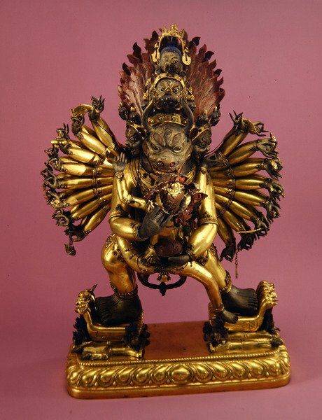 Dharmapala (aranyozott bronz) alkotó: School Tibetan