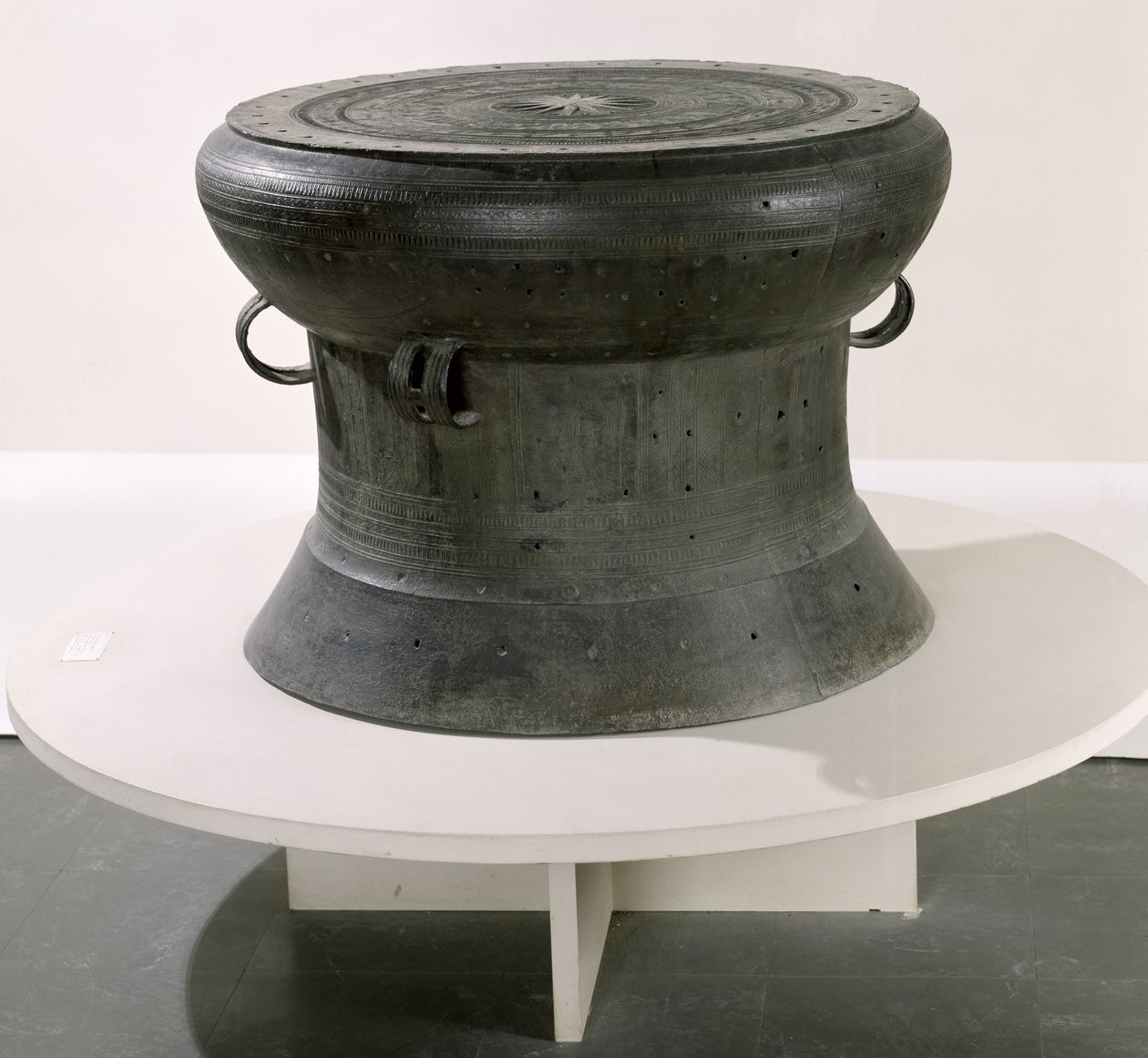 Dob, Dong Son stílusú, Kr.e. 2-1. század (bronz) (lásd még: 181009) alkotó: School Vietnamese