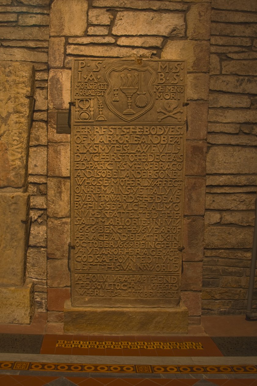 Marjorie és Beatrix Smyth sírköve alkotó: Scottish School