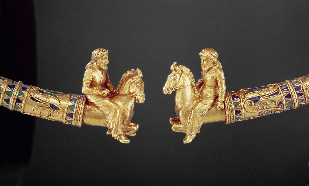 Nyakgyűrű pontokkal szkíta lovasok formájában (arany) alkotó: Scythian