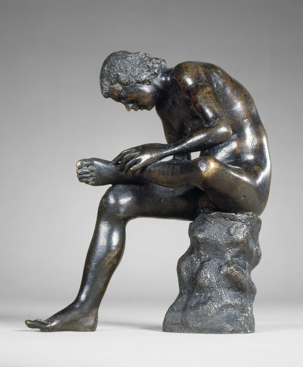 A Spinario, 16. század első negyede (bronz) alkotó: Severo da Ravenna