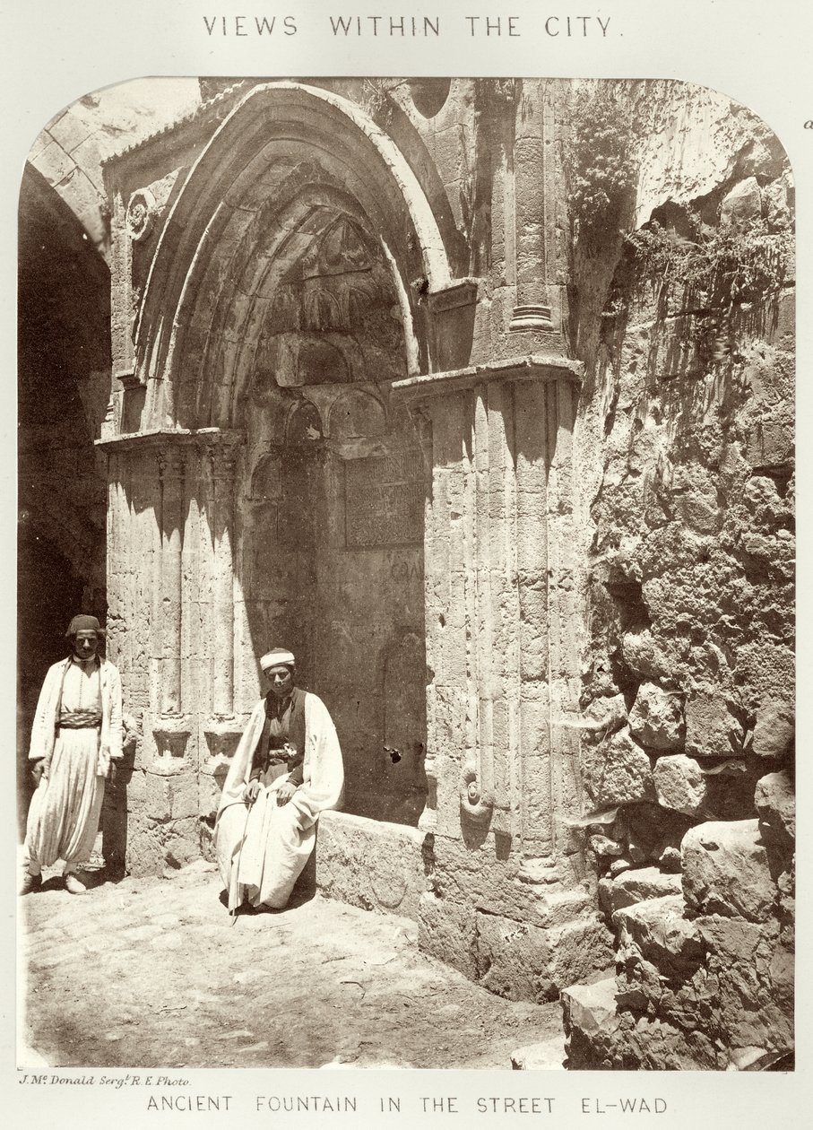 Kilátások a városon belül: El-Wad utcai ősi szökőkút, 1864-65 körül. alkotó: Sgt. James M. McDonald