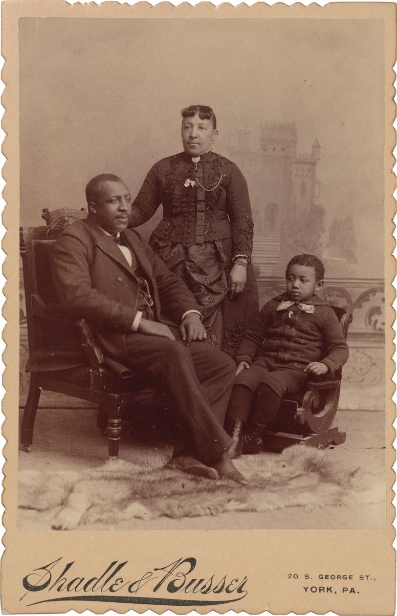 Egy család portréja,c. 1895 (fotó) alkotó: Shadle & Busser