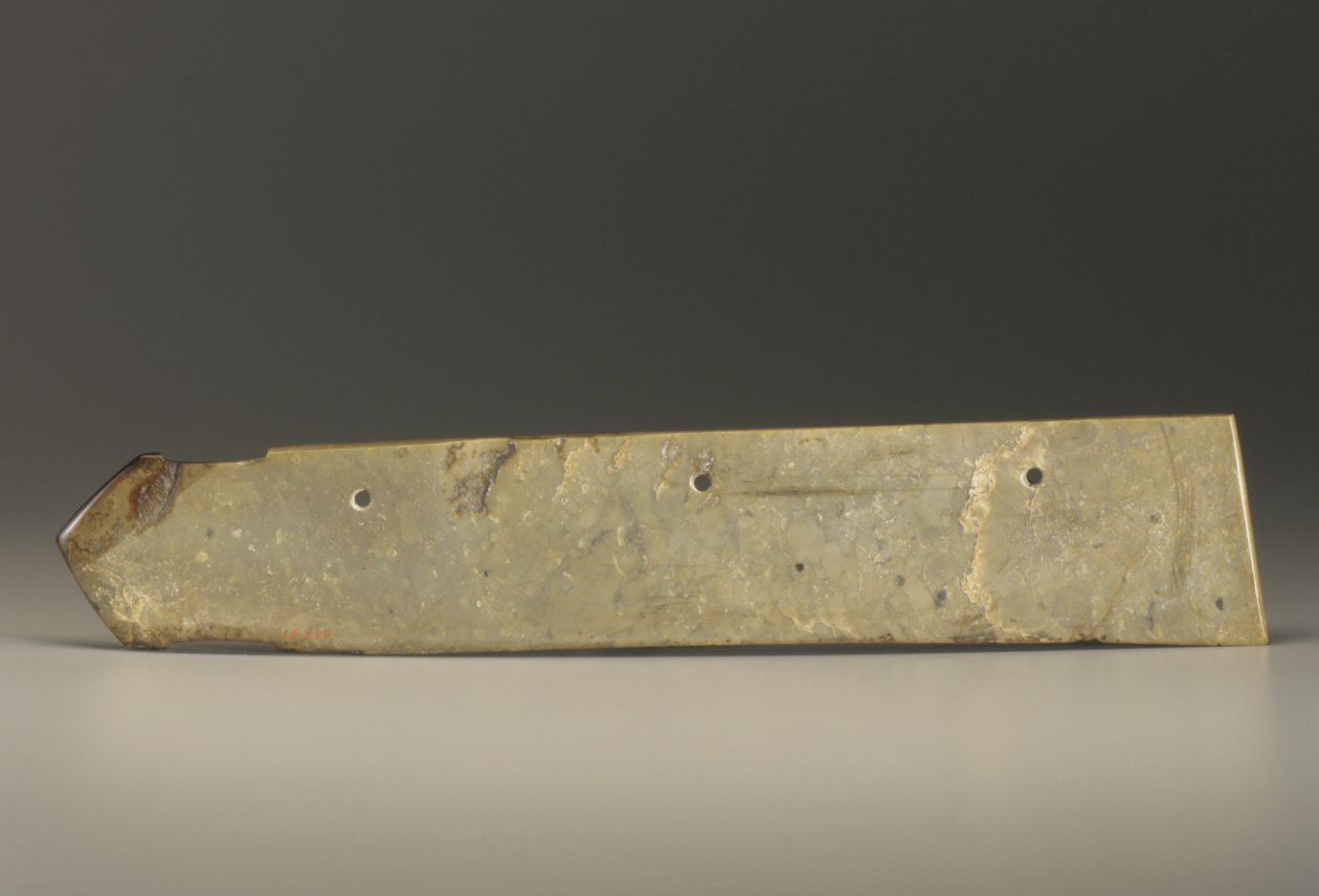 kuei (jáde) típusú, nagy, bárd alakú tárgy alkotó: Shang Dynasty Chinese School