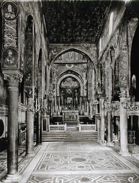 A hajó belső képe (f/w fotó) alkotó: Sicilian School