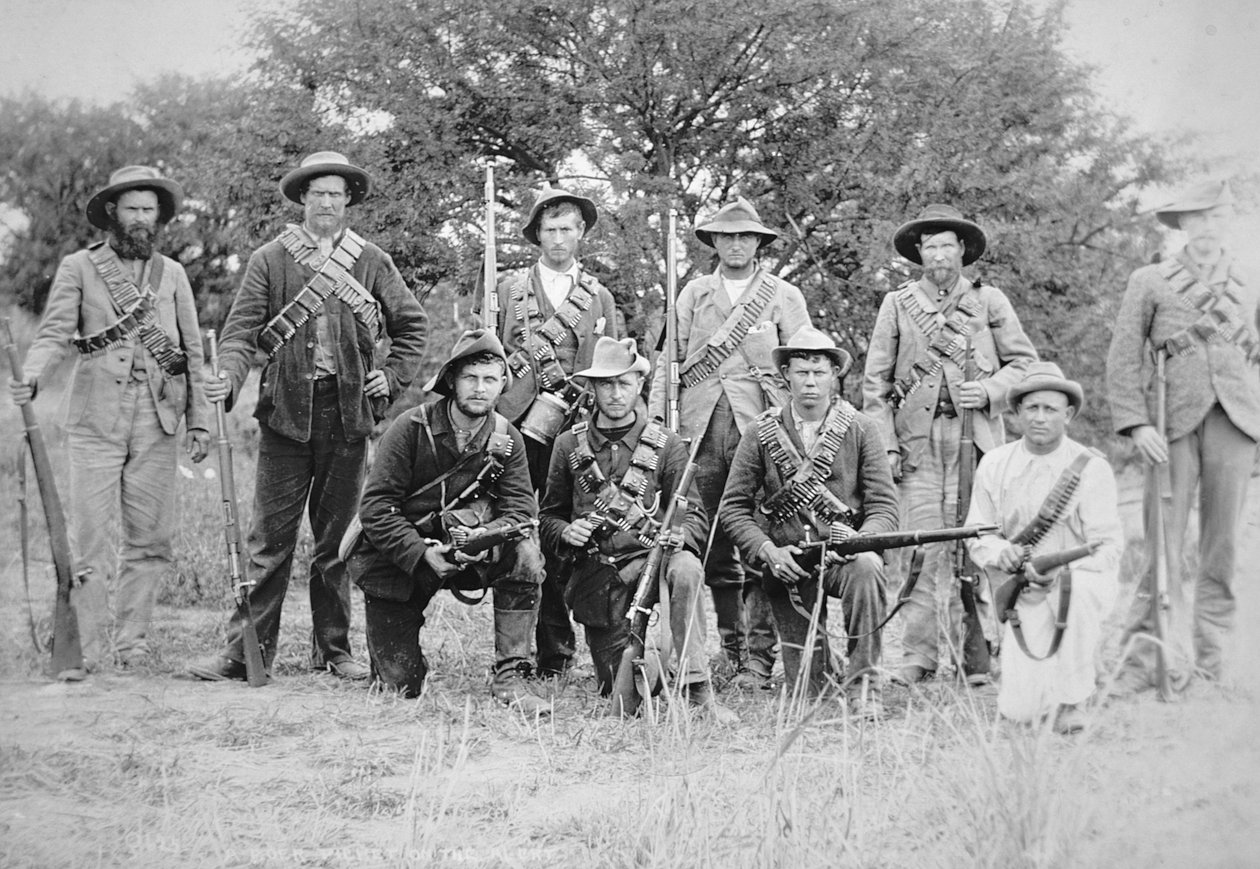 Búr kommandósok a német Mauser 1895-ös típusú puskával (f/w fotó) alkotó: South African Photographer