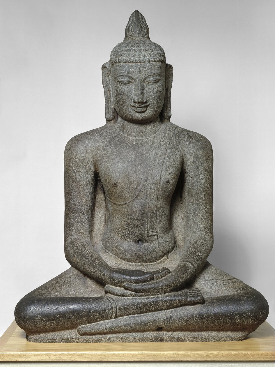 Sákjamuni Buddha meditációban ül (Dhjánamudra), Chola-korszak, 12. század körül (gránit) alkotó: South Indian School