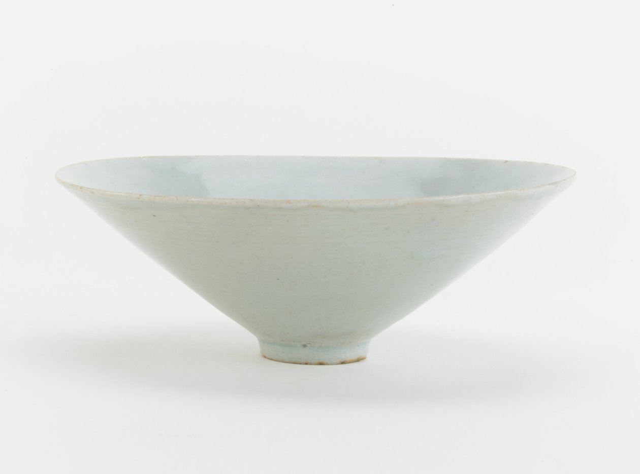 Főnixből és virágokból öntött tál, 1200 körül (kerámia) alkotó: Southern Song Dynasty Chinese School
