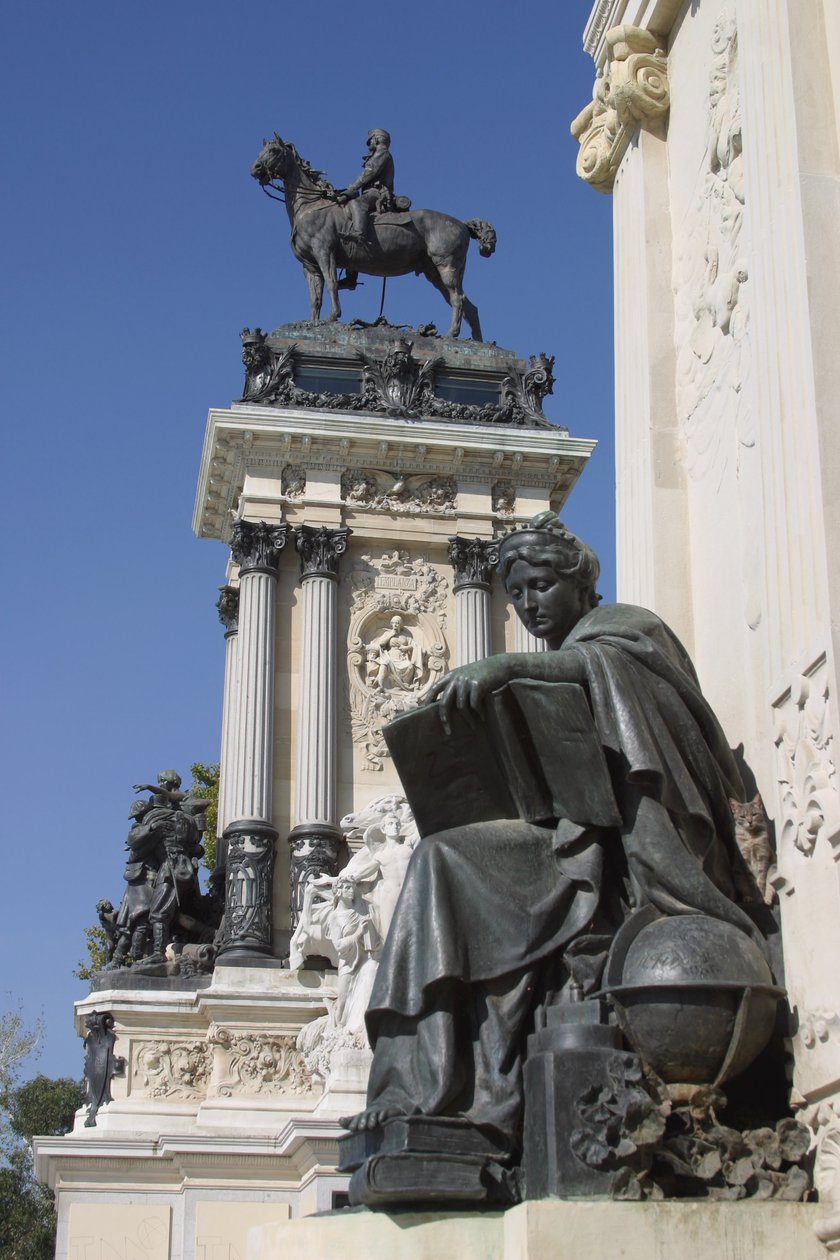 XII. Alfonz (1857-85) emlékműve (bronz és márvány) alkotó: Spanish School